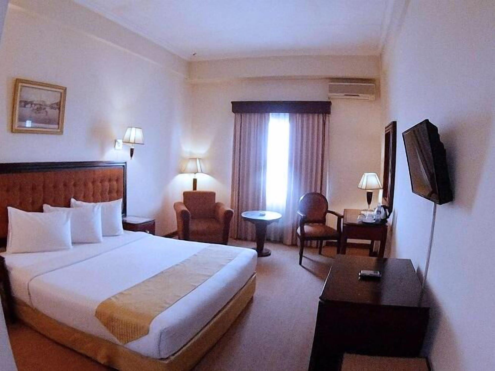 Harbourbay Amir Hotel Batam Luaran gambar